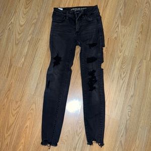 Black ripped AE Jeans